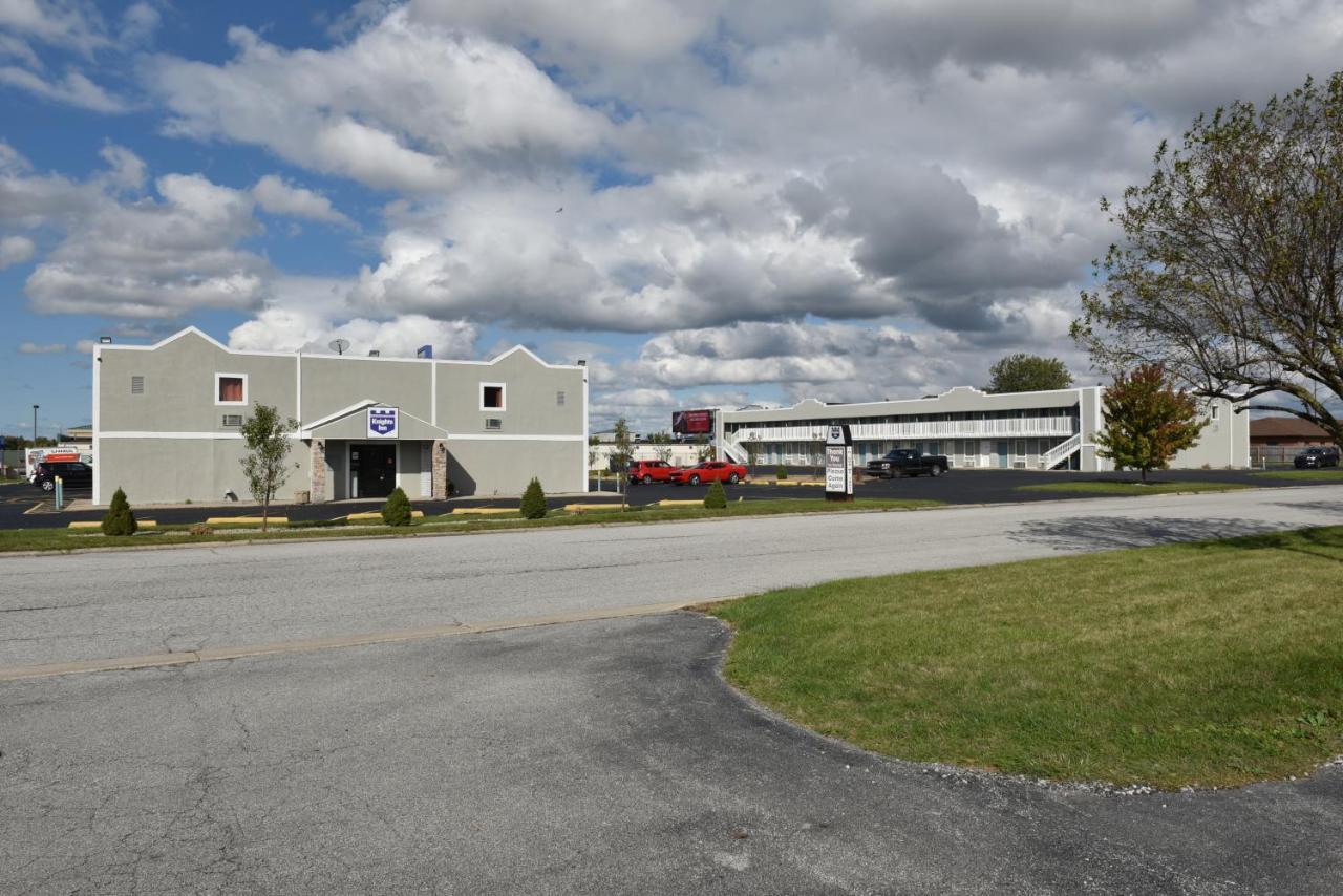 Knights Inn Merrillville Exterior photo