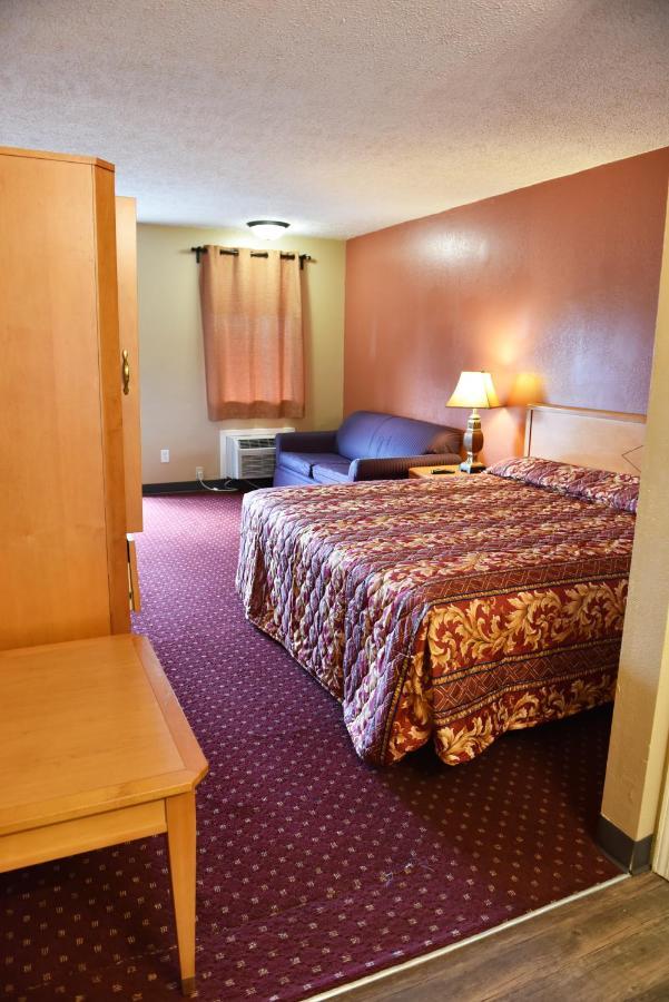 Knights Inn Merrillville Exterior photo